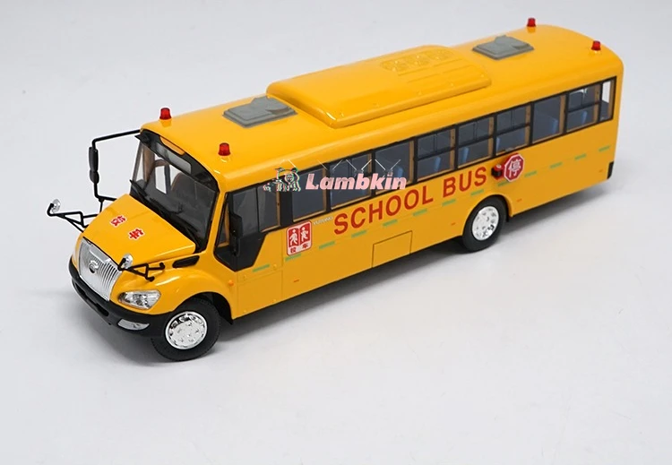 Model Decoration 1:42 For Original Yutong Bus American School Bus ZK6109DX Safety School Bus Alloy Car Model