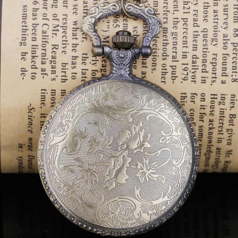 إكسسوار سيف Steampunk Charm - ساعة قلادة كلاسيكية مجوفة فريدة من نوعها للجنسين