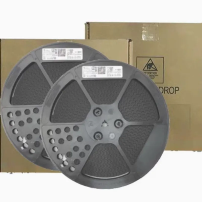 

4 шт. MAX7400EPA MAX7400 DIP-8 MAX7400EPA+