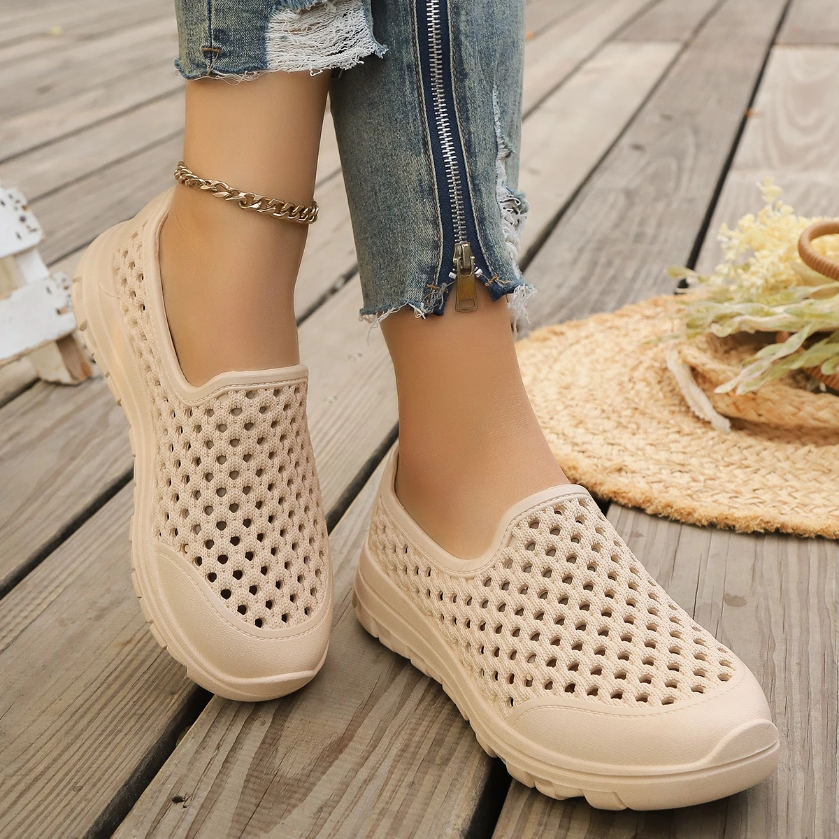 

Новинки лета 2026: Дышащие туфли на мягкой подошве — легкая женская обувь в ретро-стиле — стильные балетки с круглым носком и низким вырезом