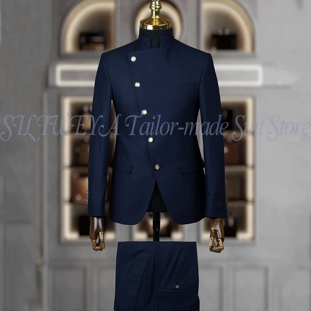 

Мужской темно-синий костюм с воротником-стойкой и диагональными пуговицами: пиджак и брюки, для свадьбы, деловых встреч и особых случаев