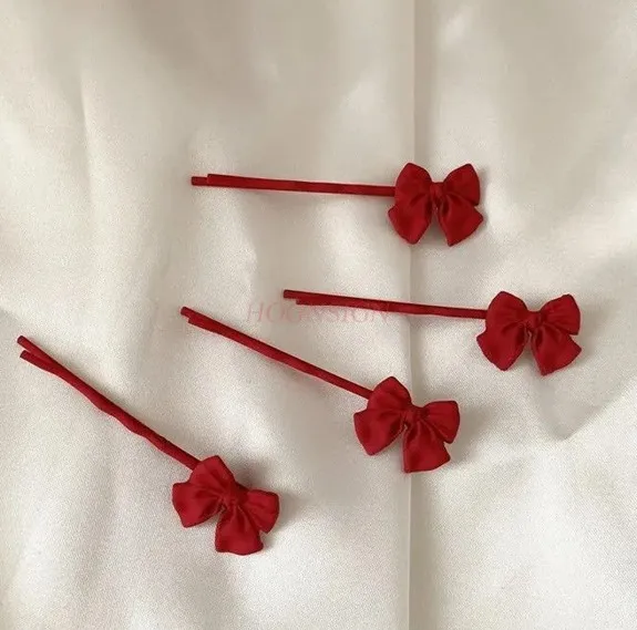 غطاء رأس على شكل فيونكة حمراء مع دبوس شعر صغير وغطاء رأس أحمر صغير ورائع للعام الجديد #3