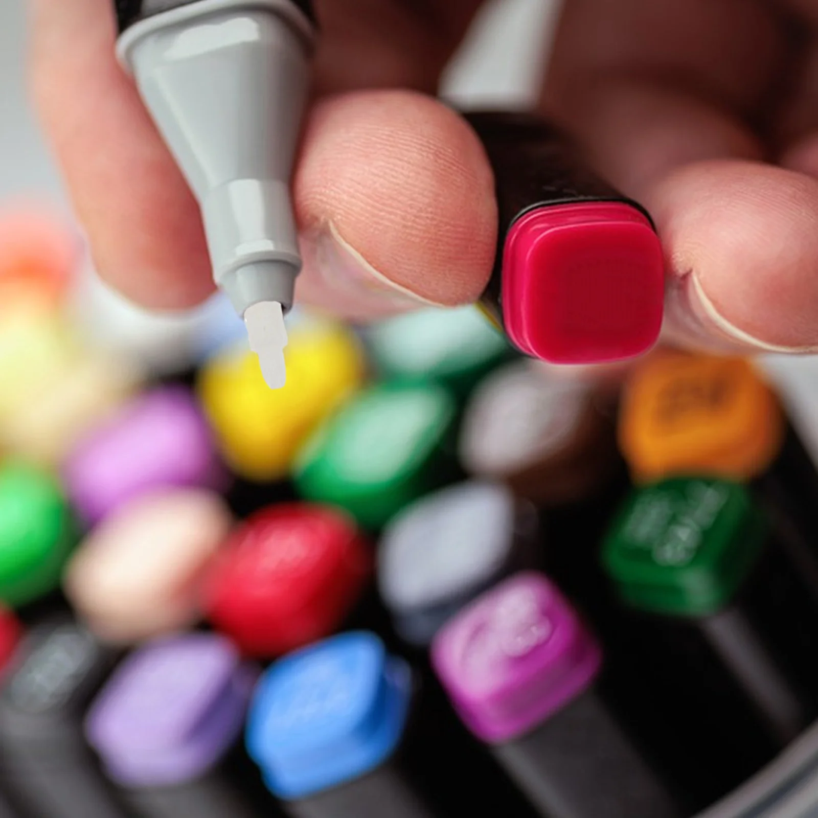 

15Pcs Fine Tip Replacement Nibs for Paint Markers Refillable Function Versatile Use on Paper Plastic Metal Graffiti Supplies