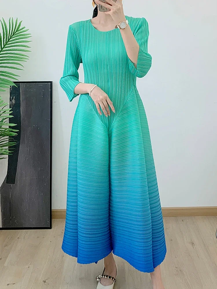 

Свободная модная повседневная юбка с баской и круглым вырезом, длинным рукавом, элегантная женская юбка, плиссированное платье с градиентом Miyake, новинка лета 2023 г.