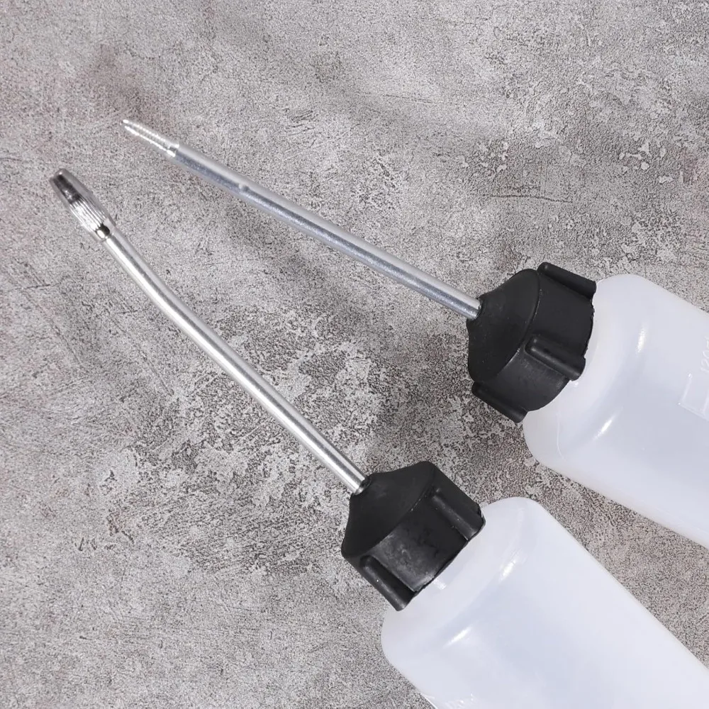 Sewing Machine Oiler 120ML Oil Bottle Iron Spout with Cap Plastic Long Nozzle Storage Pot Oiler Oil Dispenser Sewing Accessories