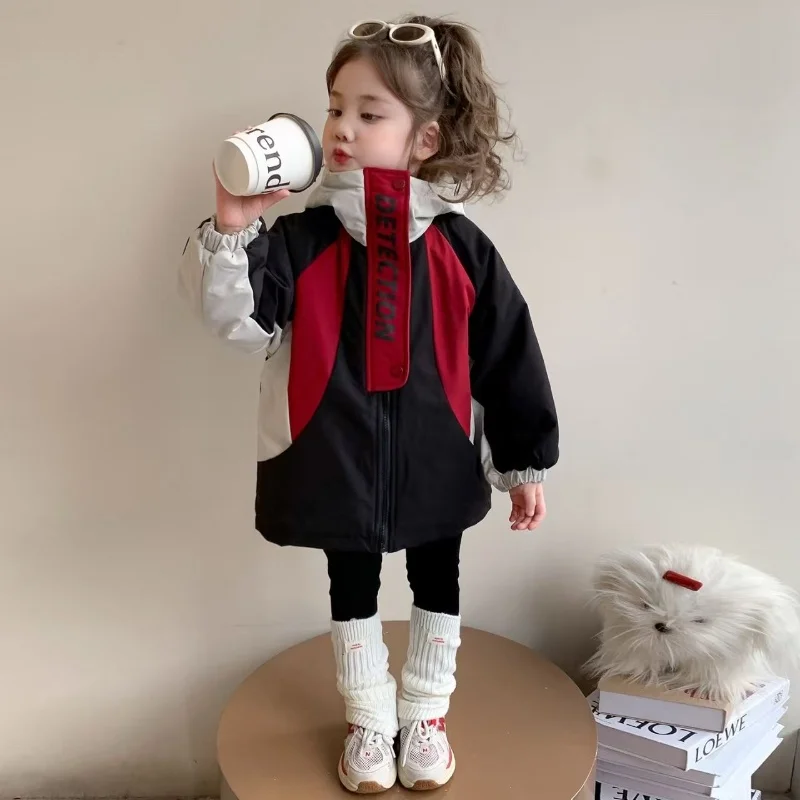 

Girls' Winter Clothing Assault Jacket Cotton Jacket New Fashionable Color Blocked Warm Top Children's Winter Windbreaker