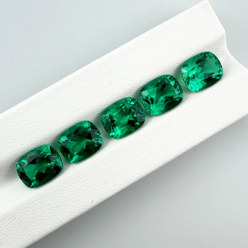 Hydrothermal Method or Czochralski Lab Grown Emerald Like Natural Gemstones Long Cushion Lab Emerald 10x12mm VVS Loose Emerald