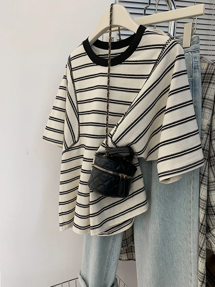 2024 New Summer Elegant Fashion Short Sleeve T-shirt Korean Style Retro Loose Casual T-shirts for Women Striped O Neck Tops