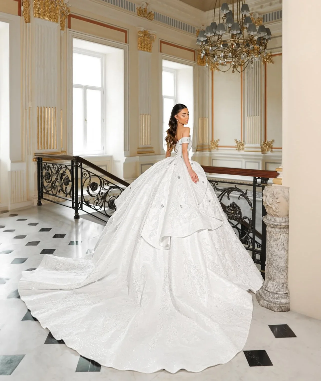 Angepasst Luxus Neue frauen Kristall Aufkleber Hochzeit Kleid Sexy Ärmel Off Schulter Fotografie Brautkleid Vestido De Novia