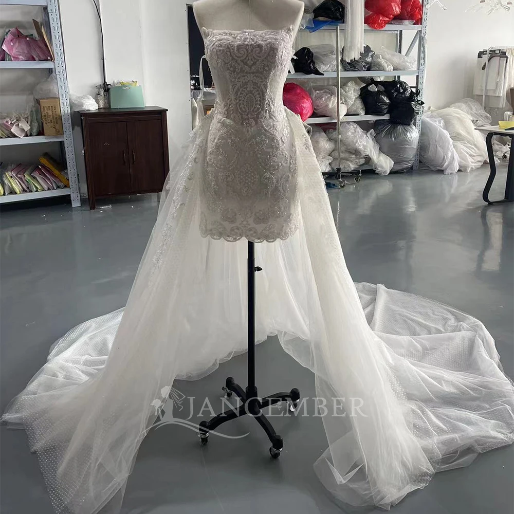 

Customized Above Knee Vestido De Noiva Sleeveless 2025 New Design Bohemian Wedding Dresses Strapless Lace Up Back Court Train