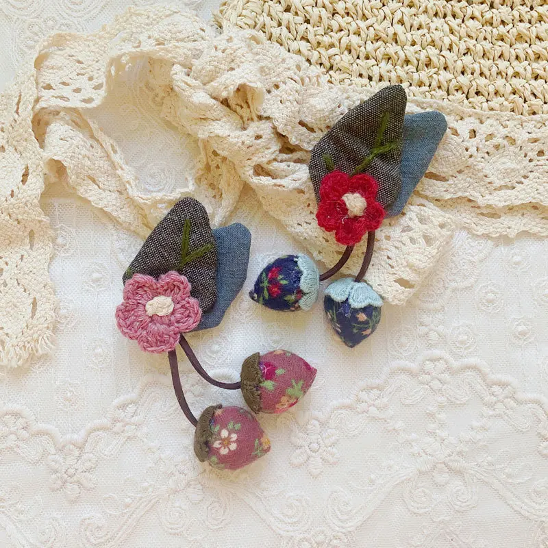 Johnature Vintage New Cute Sweet Little Fresh Forest Girl Small Flower Strawberry Brooch Cotton Linen Floral Pint Accessory