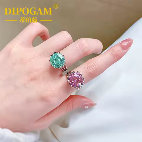 New Arrival Moissanite Diamond Ring for Women 925 Pure Silver Plated with White Gold Luxury Retro Cluster Simulated Diamond Ring
