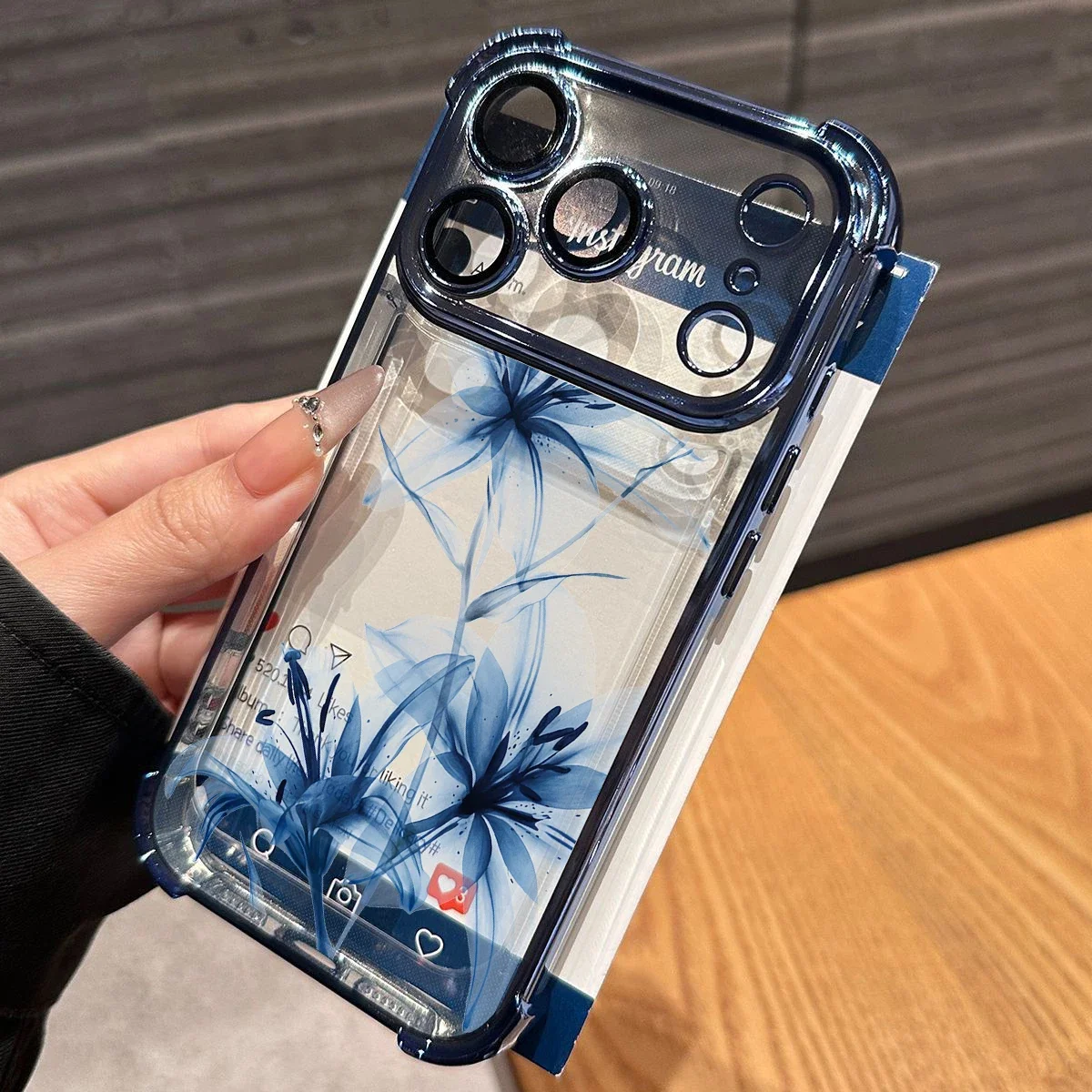 For Samsung Galaxy A24 A14 A34 A25 A35 Note 20 S23 S22 Ultra S21 Plus S20 FE A05 A05S A52 A53 Blue Lily Red Flower Phone Cases