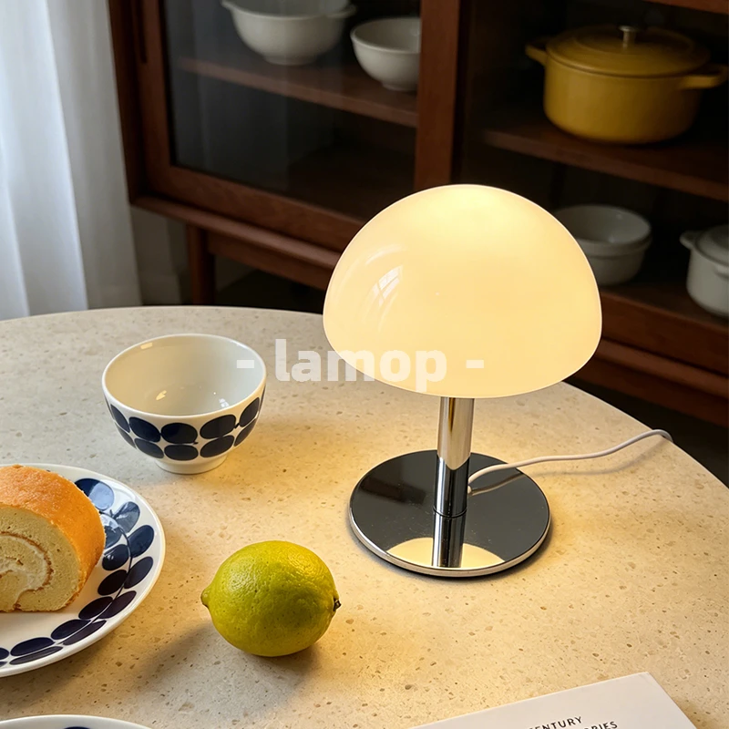 Xiechao New Product Light Luxury Minimalist Mid-Century Wabi-Sabi Macaron Glass Ball Custom Table Lamp for Living Room Bedroom