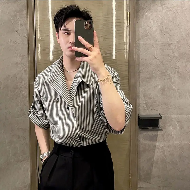 

Men's Clothing Ice Silk Striped Short Sleeve Shirt Lightweight Breathable Summer Casual Comfortable Fashion Wear Trendy Streetwe