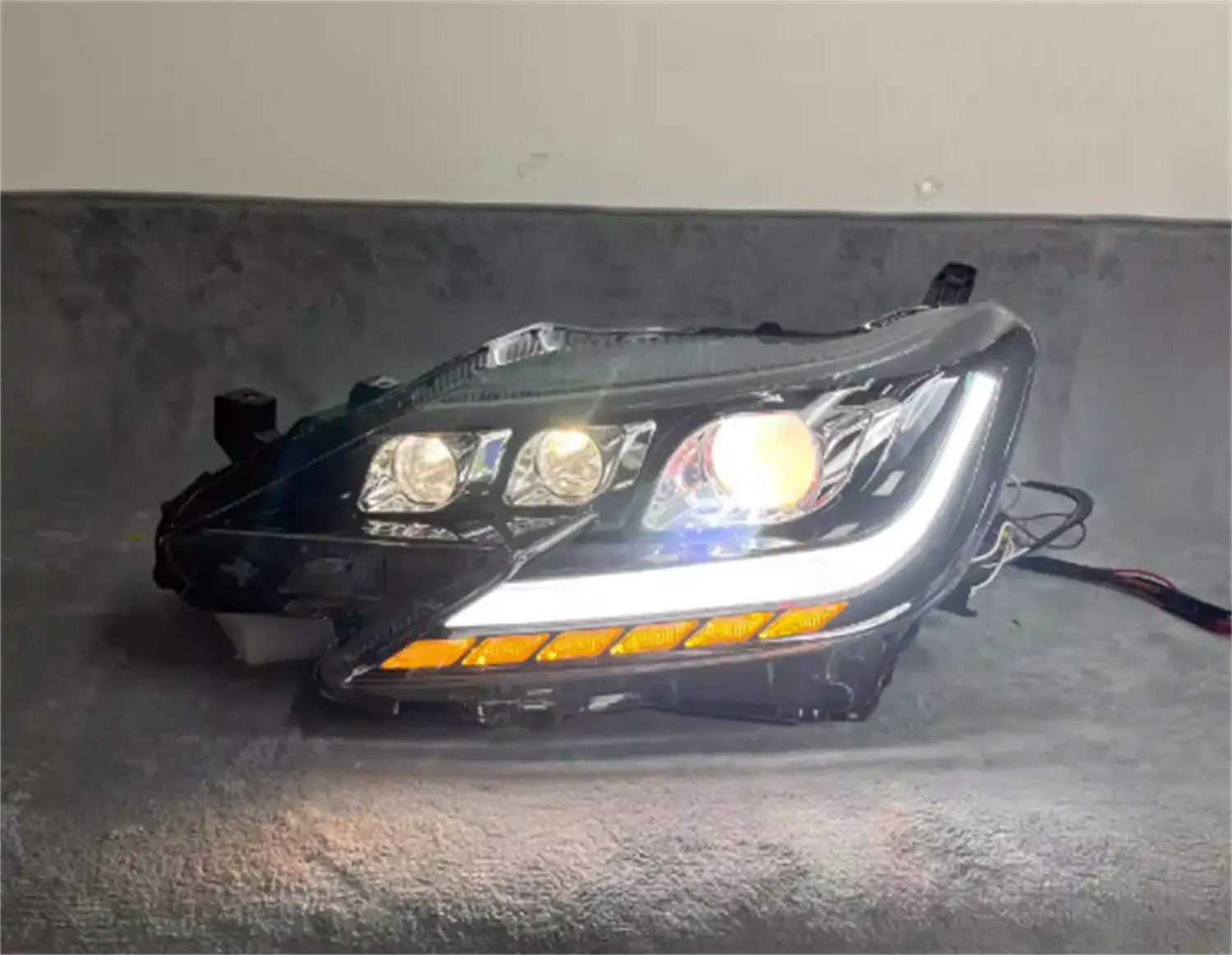 

Led Headlight Daytime Running DRL for Toyota reiz 2013 Angel eye Turn signal