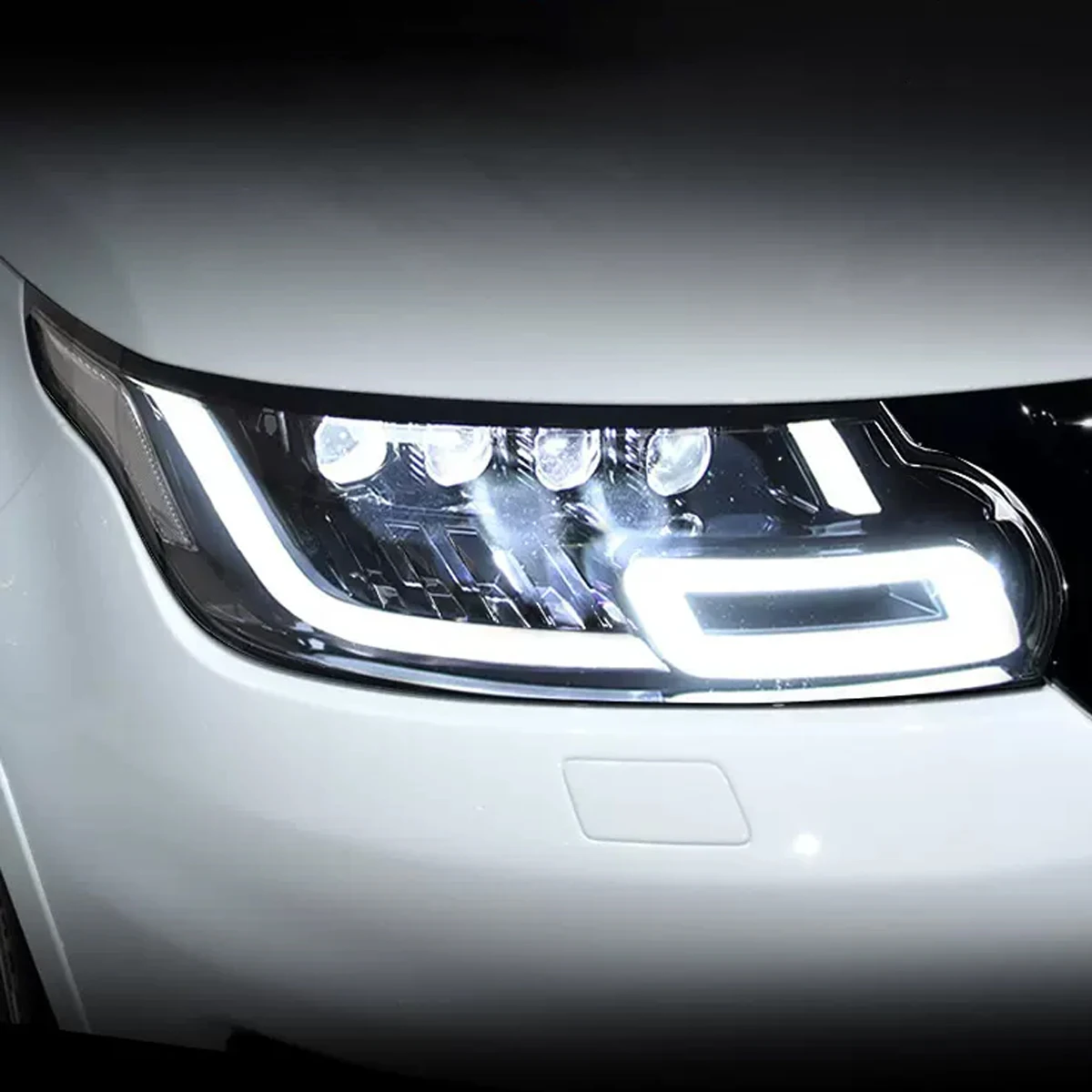 Pasuje do Land Rover Range Rover Sport 2014-2017, reflektory zmodyfikowane na reflektory LED z 4 soczewkami, model 2020.