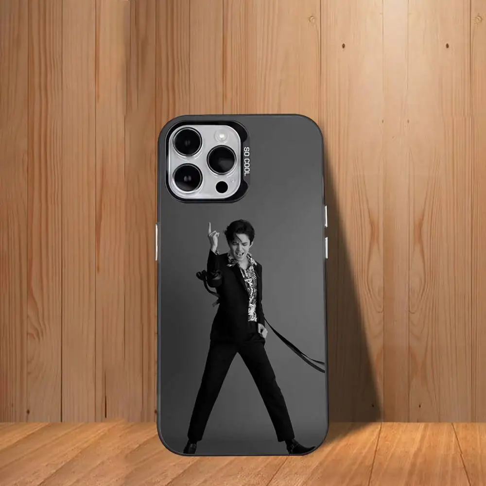 D-DimashS QudaibergenS Funda de teléfono para iPhone 17,16,15,14,13,12,11, Mini,Pro,SE,MAX Funda blanca mate a prueba de golpes