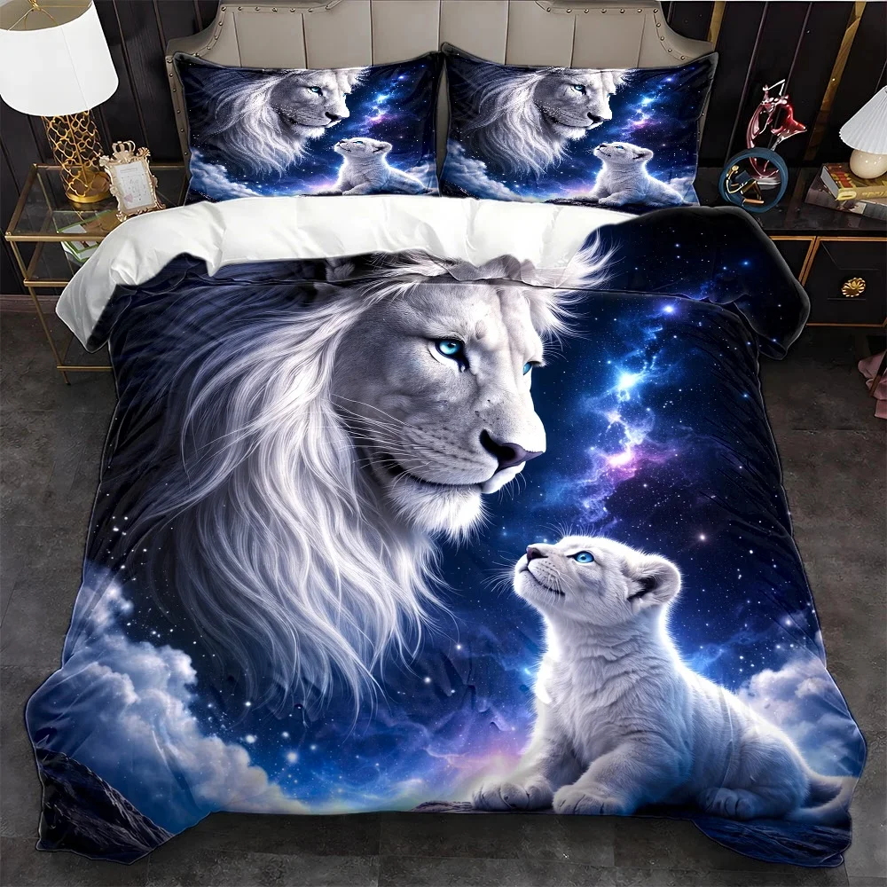3Pc Starry Sky Lion Parent-Child Theme Duvet Cover Set, Bedding Three-Piece Set (1*Duvet Cover + 2*Pillowcases), Suitable for All Seasons, Machine Washable, Invisible Zipper Design, Large Double Bed Cover Bedding Set, Suitable for Home Master Bedroom, Guest Room, Dormitory, Dreamy Universe Animal Pattern Bedding, Skin-Friendly, Breathable, Comfortable Bedding Set, Hot-Selling Starry Sky Lion Duvet Cover Set, High-Quality Bedroom Decor Bedding Set 2D Flat Print