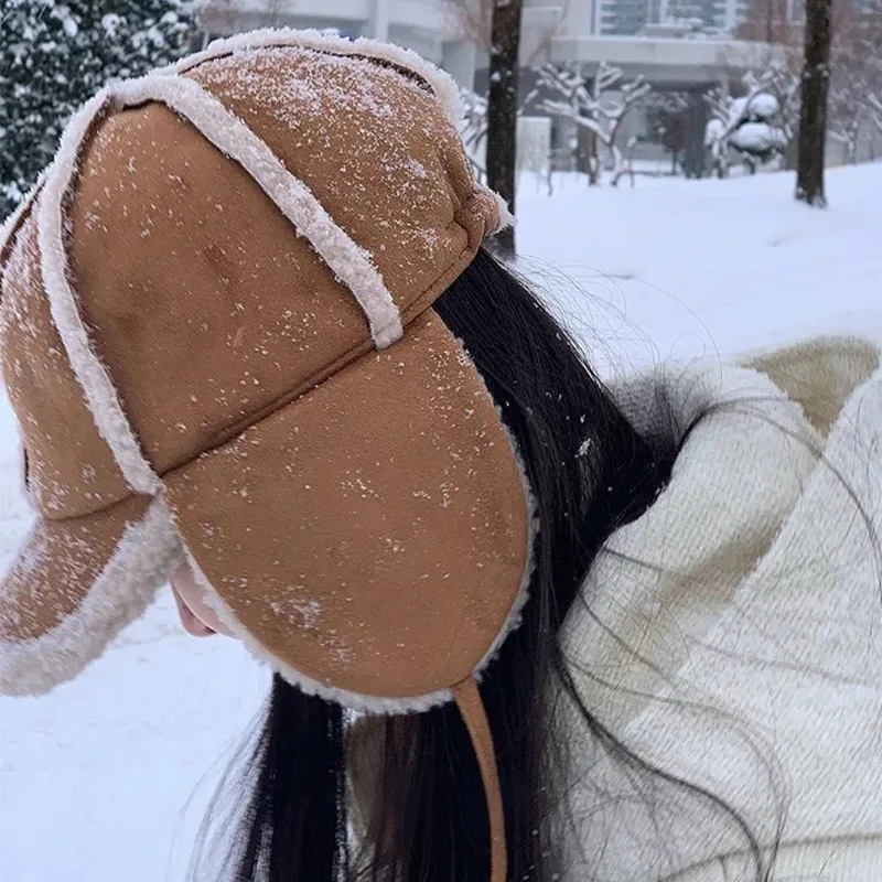 Korean Suede Splicing Lamb Wool Lei Feng Hat Winter Outdoor Strap Ear Protection To Keep Warm Flying Bomber Hats for Women's