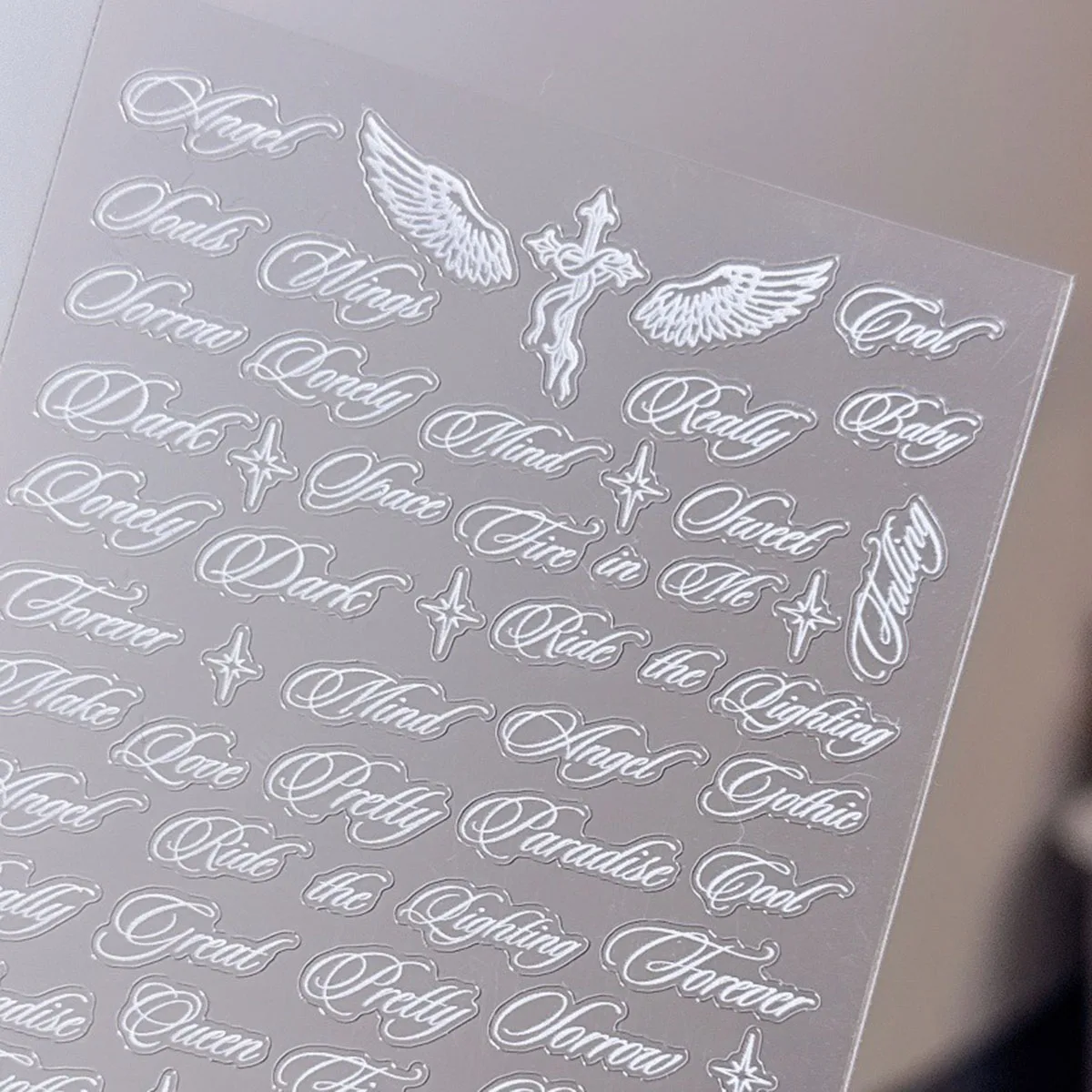 Adesivos de unhas com letras pretas e brancas, asas de anjo, designs mistos, holográficos, estilo Y2K, decorativos para unhas DIY.