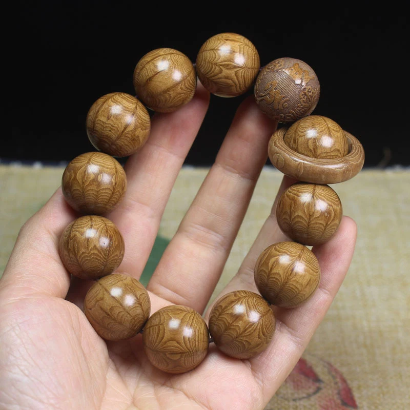 

- Spider Web Old Material Six-Way Wood with Loop, Watermelon Agarwood Bracelet, Collectible Item for Men and