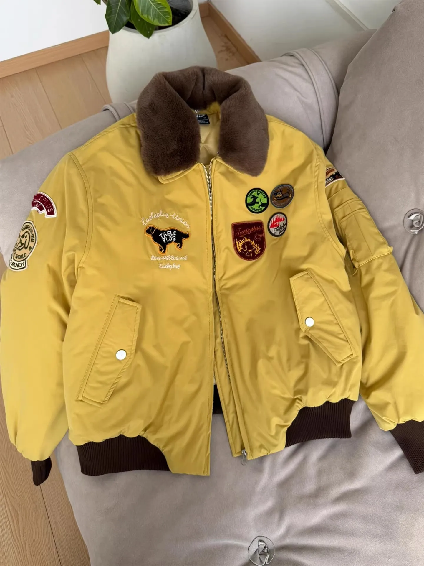 

Barnes Wind Jaet Embroidered Fur Collar Men's Winter Thiened Cotton Coat Outerwear Cool American Sle Flight Jaet