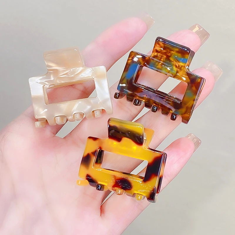 New Women Elegant Checkerboard Amber Leopard Geometric Hair Claw Lady Temperament Mini Hair Clip Hairpins Fahion Hair Accessorie