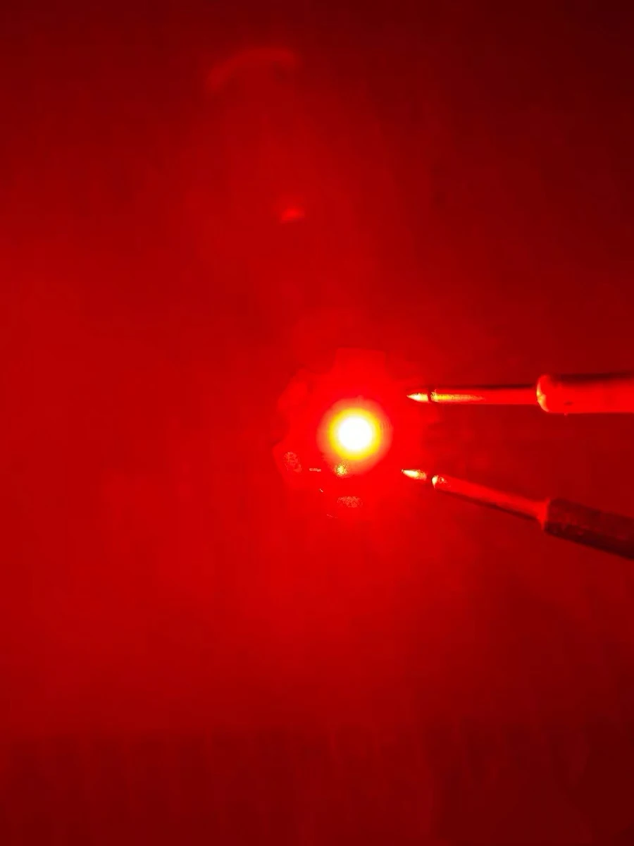 For OSRAM 10 watts red light ceramic plane 3030 red light LED lamp beads KR CSLNM1.23
