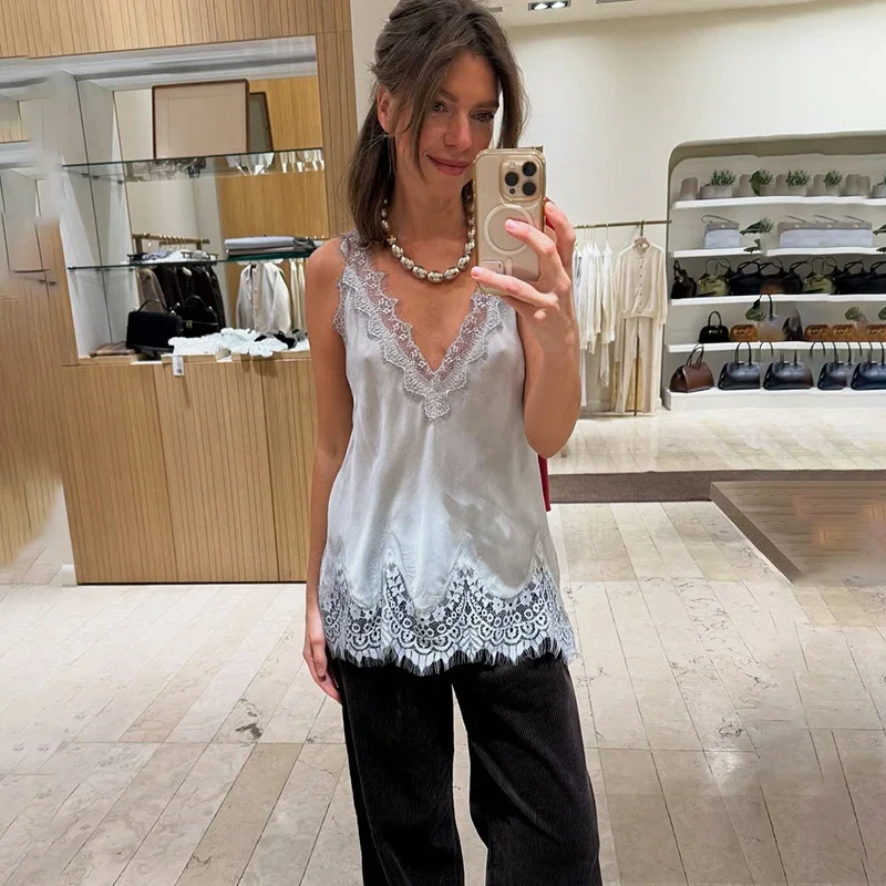 

Casual Lace Splice Tanks Top Women Deep V neck Sleeveless Loose Vest New Summer 2026 Fashion Female Commuting T shirt