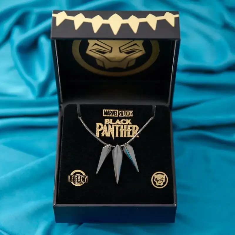 Marvel peripheral Black Panther necklace, fashionable accessory, men's and women's personalized collarbone chain gift wholesale