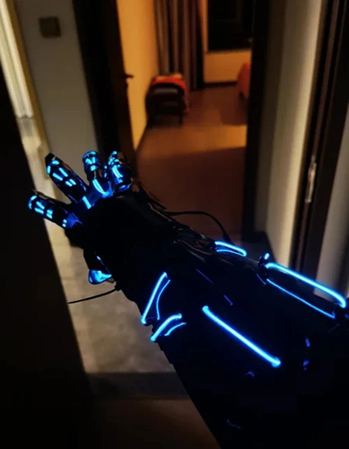 Punk Mechanical Glow Gloves Flexible Trendy Fingers Cool Game Equipment Punk Armor Glow Gloves Cosplay Accessories Props