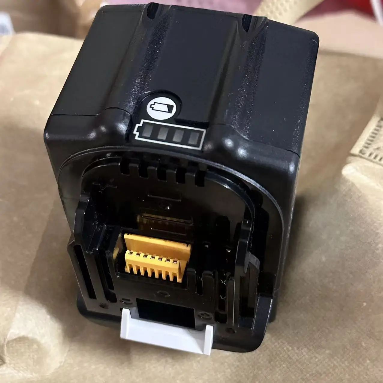 

Makita 18V 9.0Ah 9000mAh Lithium-ion Battery Rechargeable with Charger Compatible with BL1860B BL1850 BL1830 BL1815 LXT400