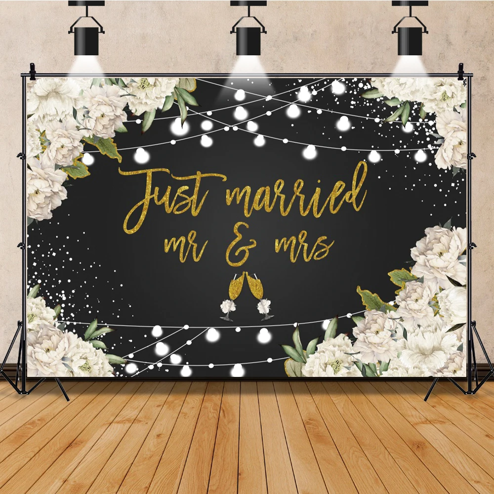 

Laeacco Just Married Mr & Mrs Wedding Backdrop For Photography White Floral Gold Champagne Bridal Shower Portrait Background