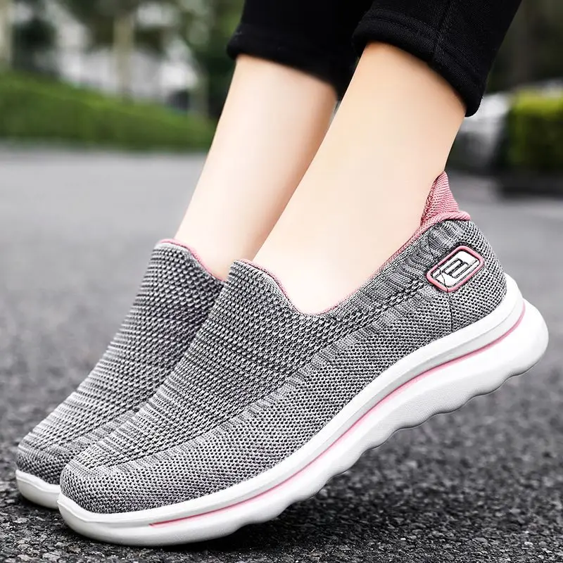 Women Shoes Summer Flying Weave Sneakers Super Light Comfortable Vulcanized Shoes Female Mesh Breathable Sneakers Women