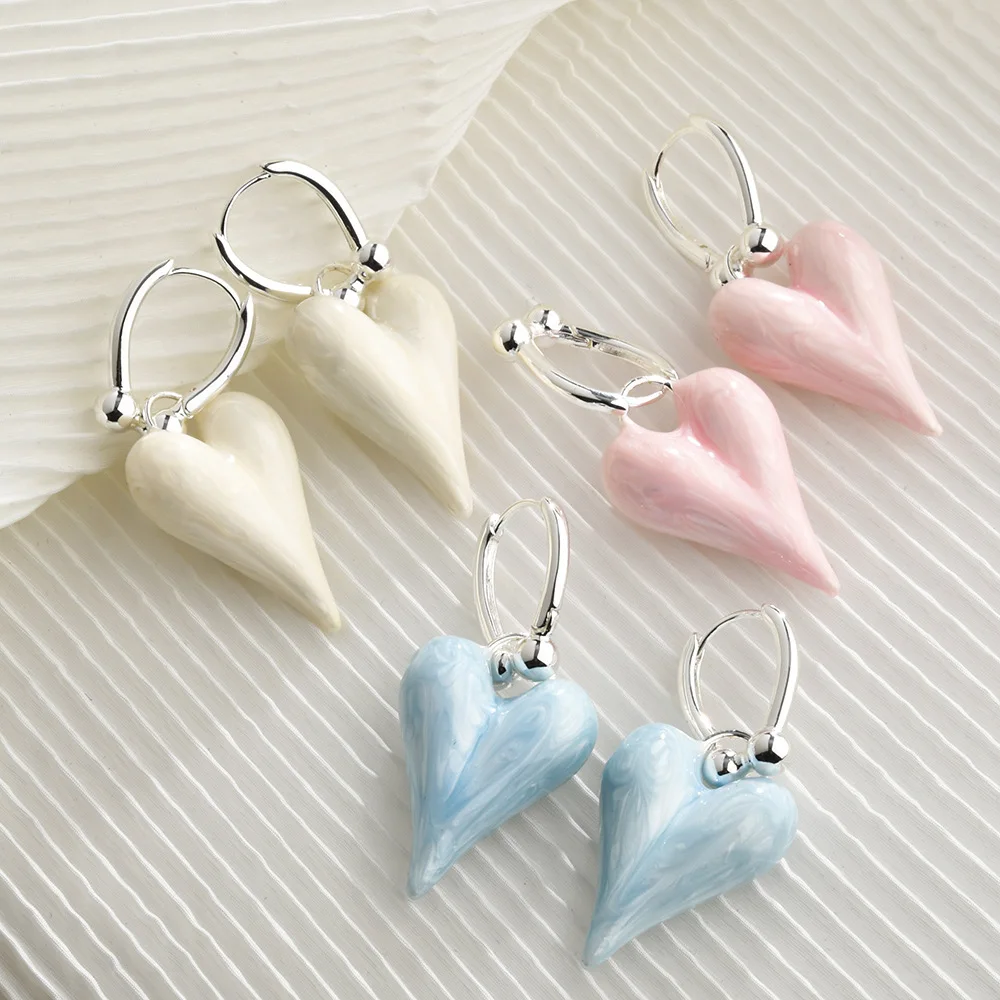 

Fashion Jewelry Sweet Korean Temperament Heart Earrings For Women Party Gifts Simply Design Ear Accessories 2025 Trend New