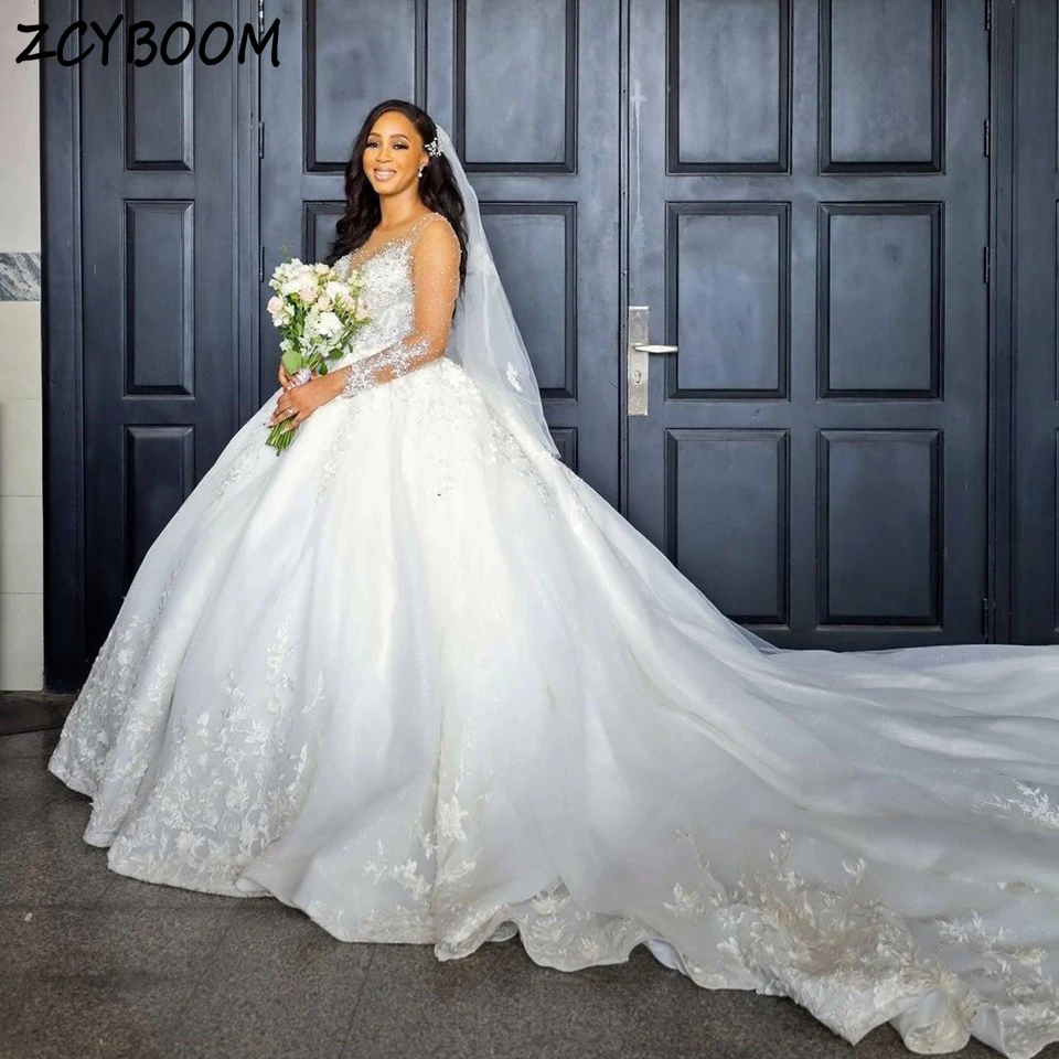 

Customized White Wedding Dress 2025 O-Neck Beaded Appliques Long Sleeves Ball Gown Floor Length Sweep Train Lace Up Bridal Gown