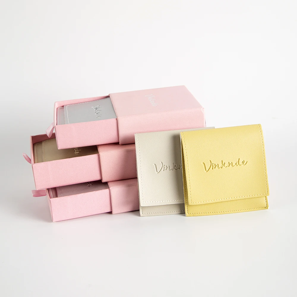 

100Sets Jewelry Packaging Mini Envelope Flap Microfiber Jewelry Print Logo Pouch and 100pcs Pink Drawer Print Logo Paper Box