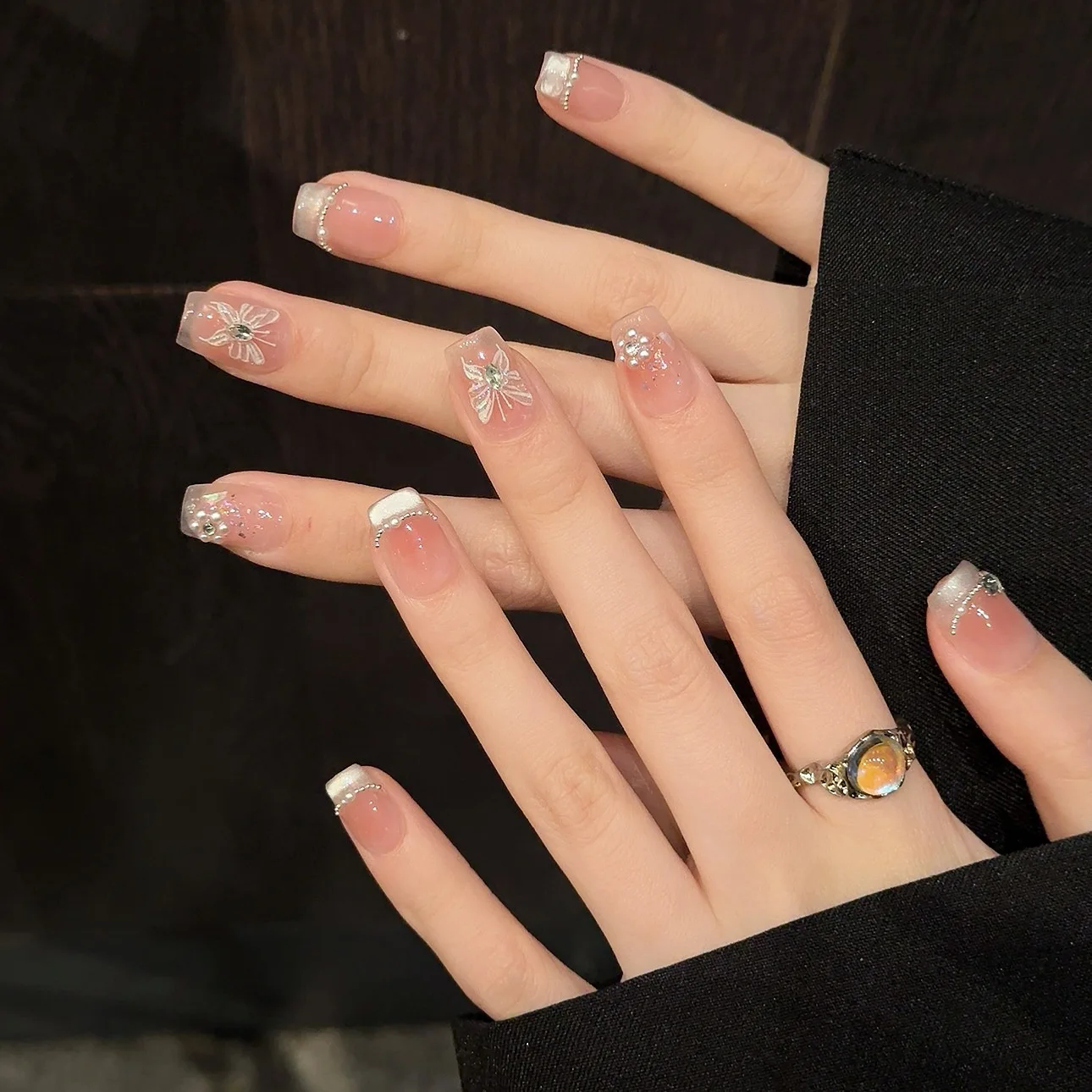 10Pcs Short Ballet Handmade Fake Nails Nude Pink Full Cover Nail Tips with Butterfly Design Wearable French Press on False Nails