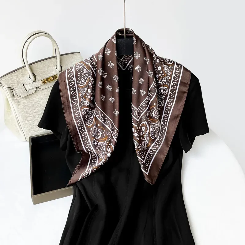 2026 Retro Cashew Flower Square Scarf High-End Korean Style Silk Neck Scarf Thin Versatile Small Square Scarf