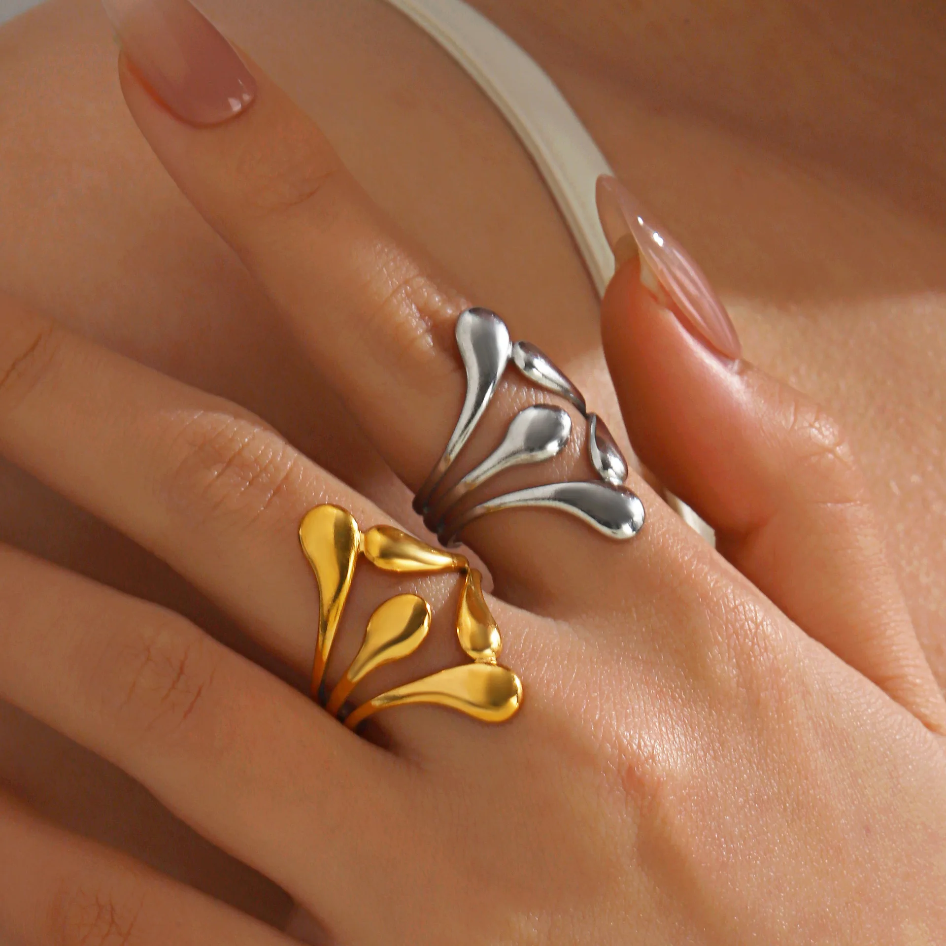 Women's stainless steel finger rings gold color Geometric opening hypoallergenic Adjustable Wedding Aesthetic Ring jewelry
