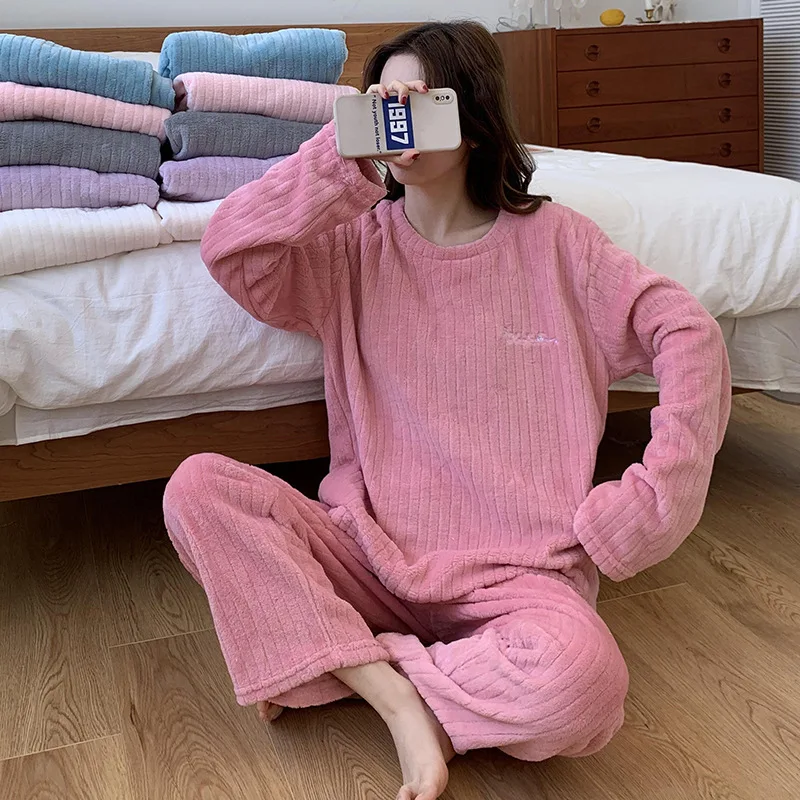 Winter Women\'s Coral Fleece Pajamas Sets Striped Warm Suit Sleepwear Loose Homewear Home Leisure Clothing