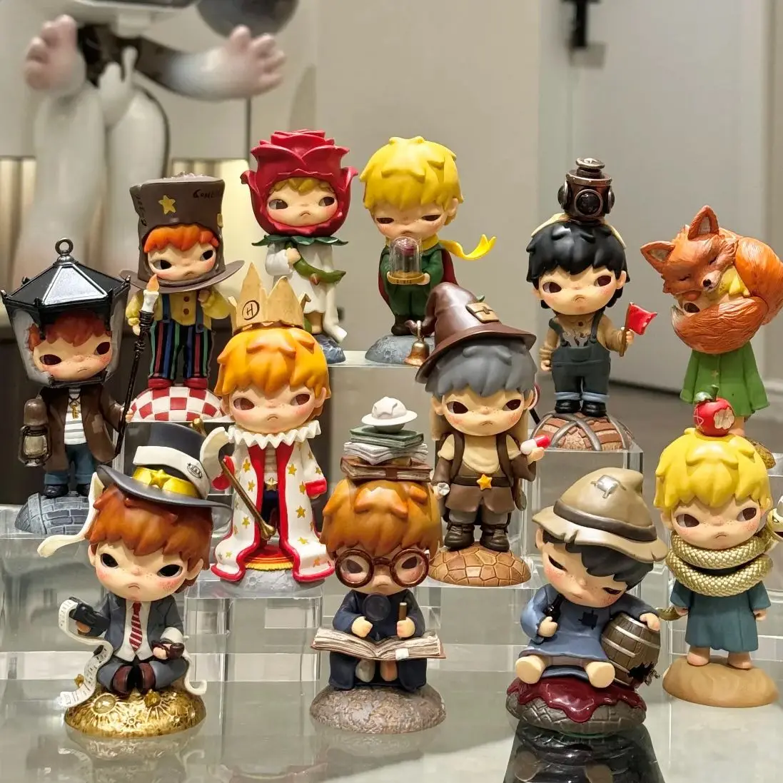 

Hirono x Le Petit Prince Series Original Blind Box Mystery Box Guess Bag Toys Doll Cute Anime Figure Desktop Ornament Collection