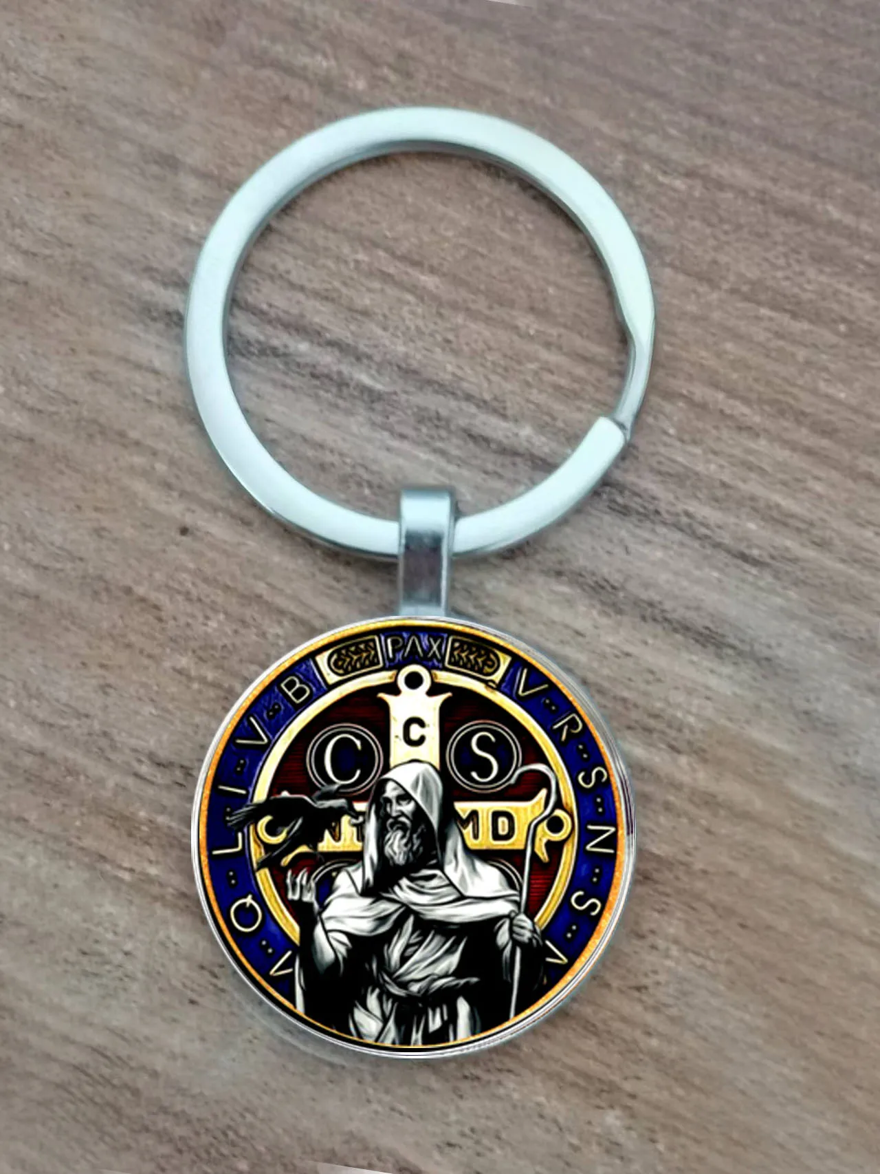 

Saint Benedict Medallion Keychain I Love Jesus Glass Art Picture Handcraft Key Chain Catholic San Benito Key Ring Jewelry Gifts
