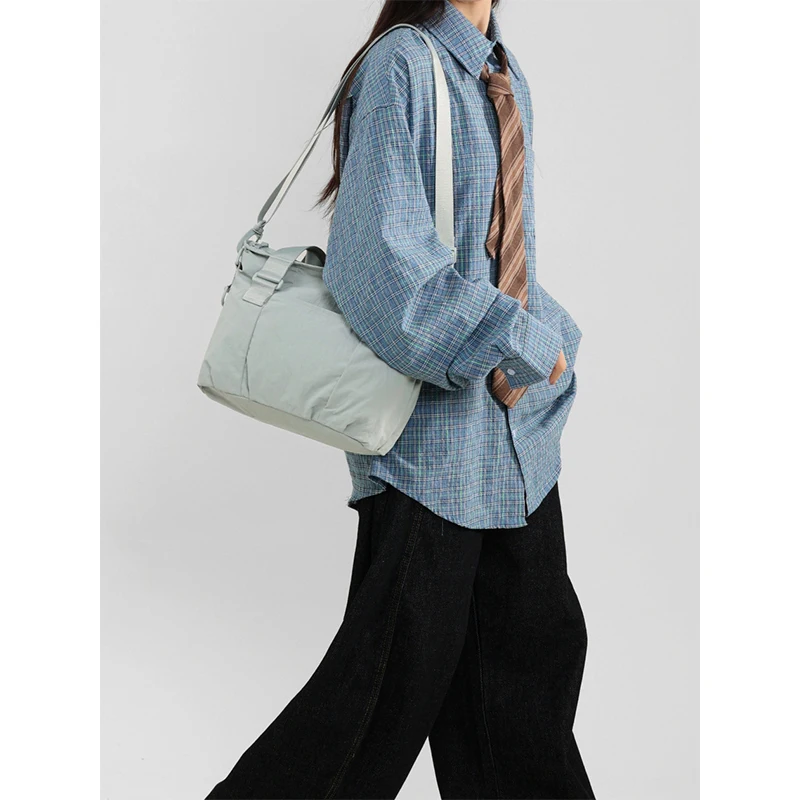 

Женская сумка через плечо из нейлоновой ткани большой вместимости, подходит для мам на работу, покупок, простая и легкая сумка через плечо