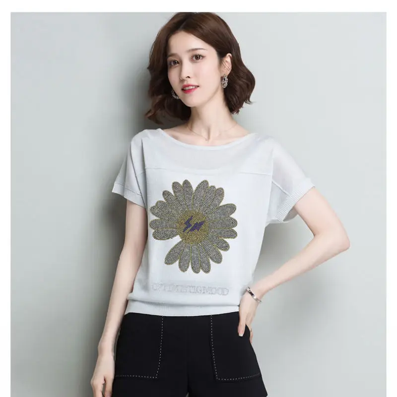Womens Daisy Hot Fix Rhinestone Short Sleeved Knitted T-shirt