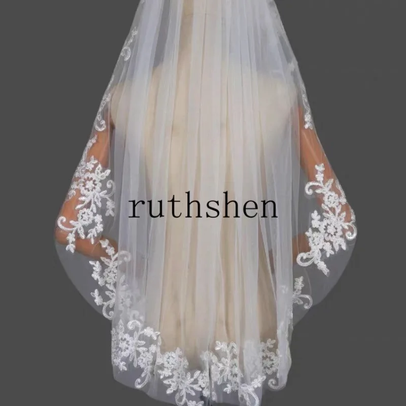 女性のショートワンレイヤーブライダルベールレースアップリケエッジウェディングベールコーム付き新しいブライダルアクセサリーカスタマイズ