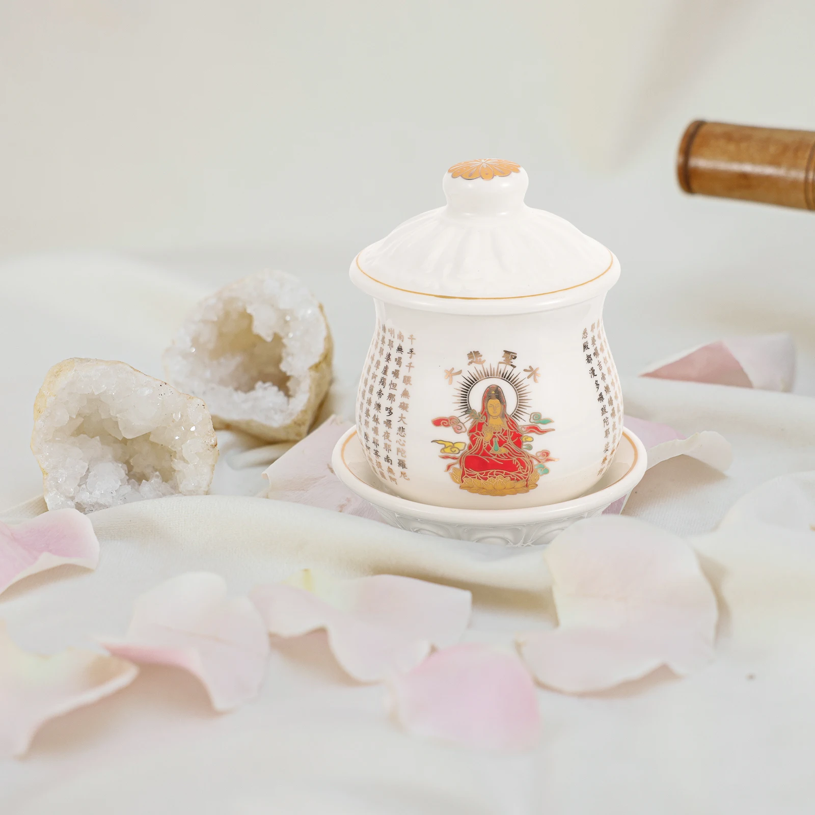 

Ceramic Water Offering Cup for Temple Buddha Worship Retro Elegant Small Cup with Lid Tray Multi-Functional Ritual Decor