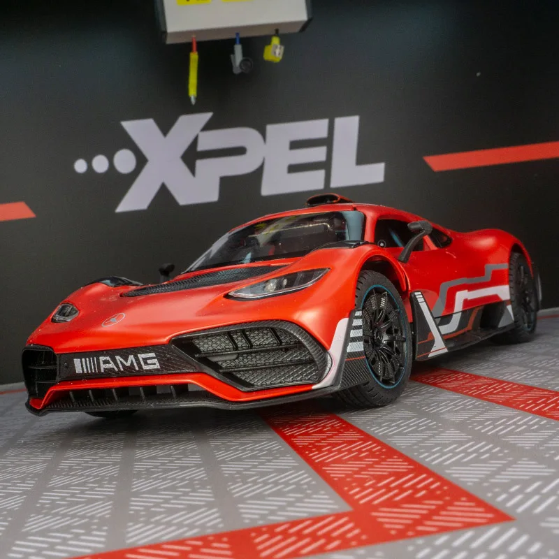 

1:24 Mercedes Benz One AMG alloy car model ornament collection, doors and trunk can be opened, children's toy car gift