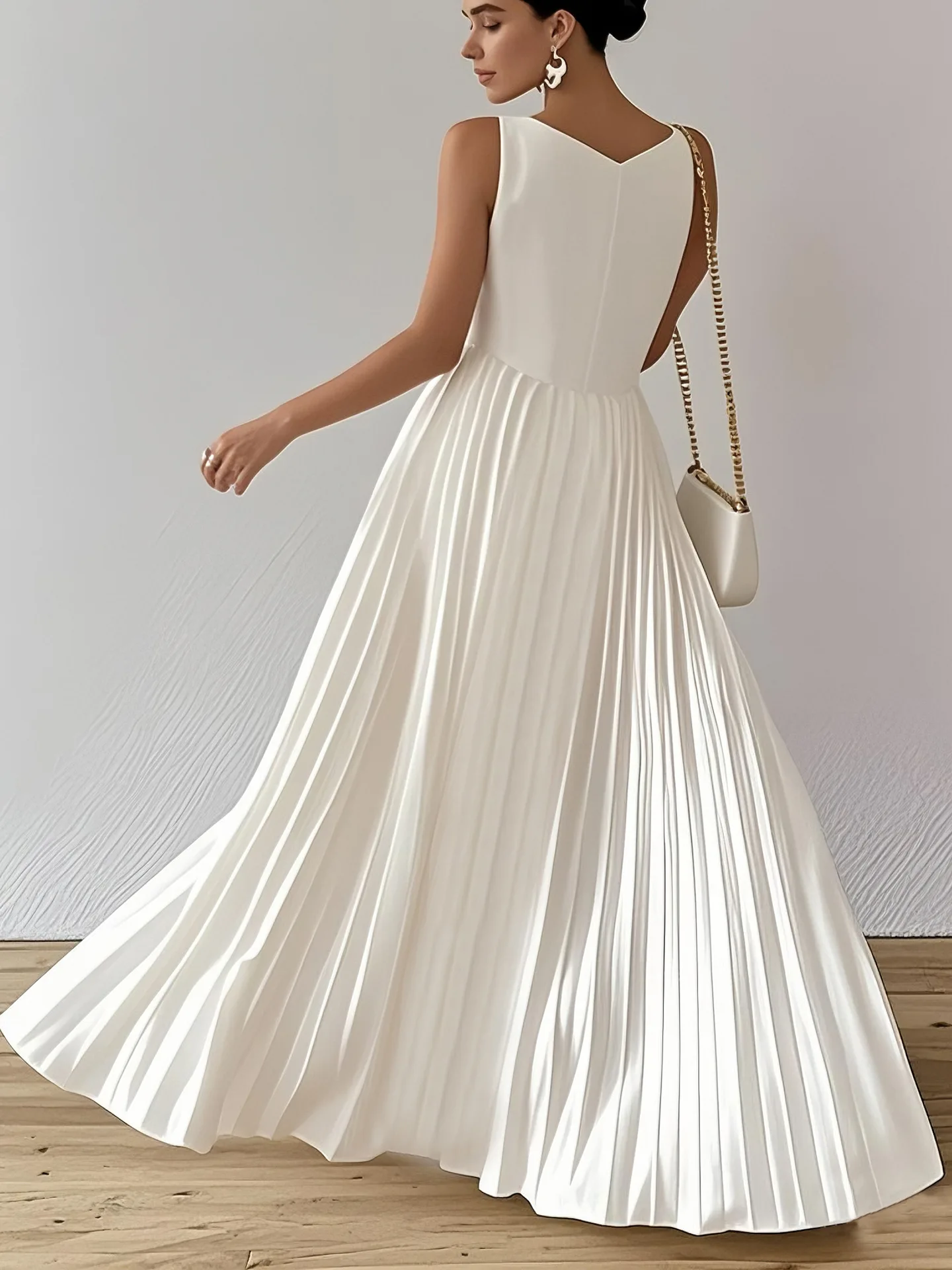 レディース アイボリー サテン プリーツ マキシドレス ノースリーブ Vネック スリムフィット ガウン 高級 フォーマル イブニングドレス 結婚式 ゲスト＆ガラ用